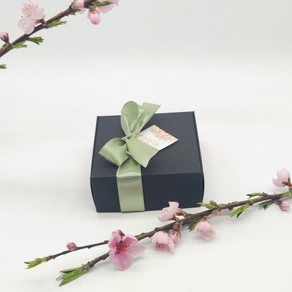 Pendente Cristo Estilizado | Cerâmica Perfumada